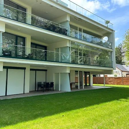 Bauhaus Dream Deluxe F Apartment *