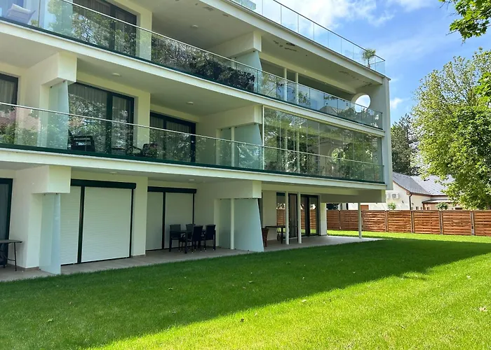 Bauhaus Dream Deluxe F Apartment *